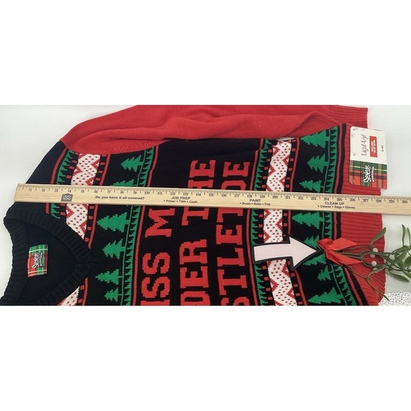 Spencers Kiss Me Under The Mistletoe LIGHT UP Ugly Christmas Sweater SZ XXL - Picture 8 of 8